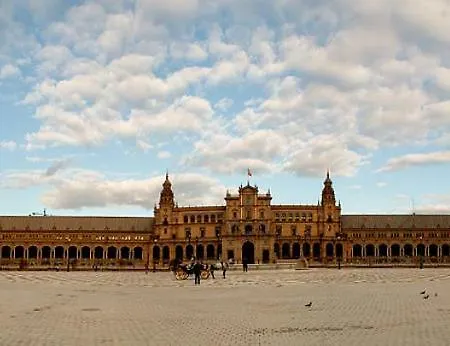 Cruzadas Parque De Maria Luisa Sevilla