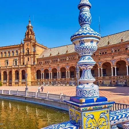 Cruzadas Melia-plaza De Espana Apartment Sevilla